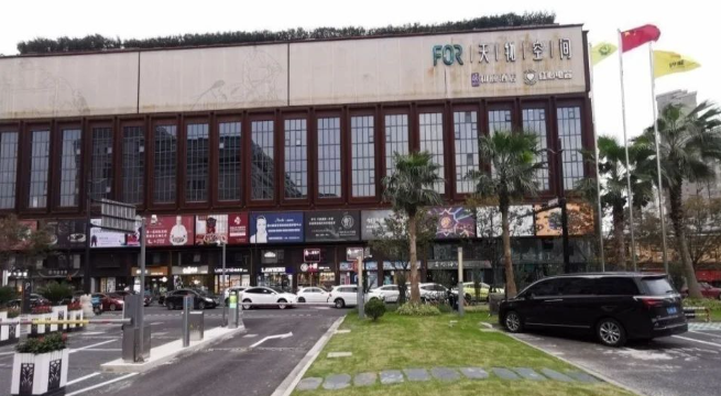 旁,100到一千方都有,联洋,适合健身,街舞等行